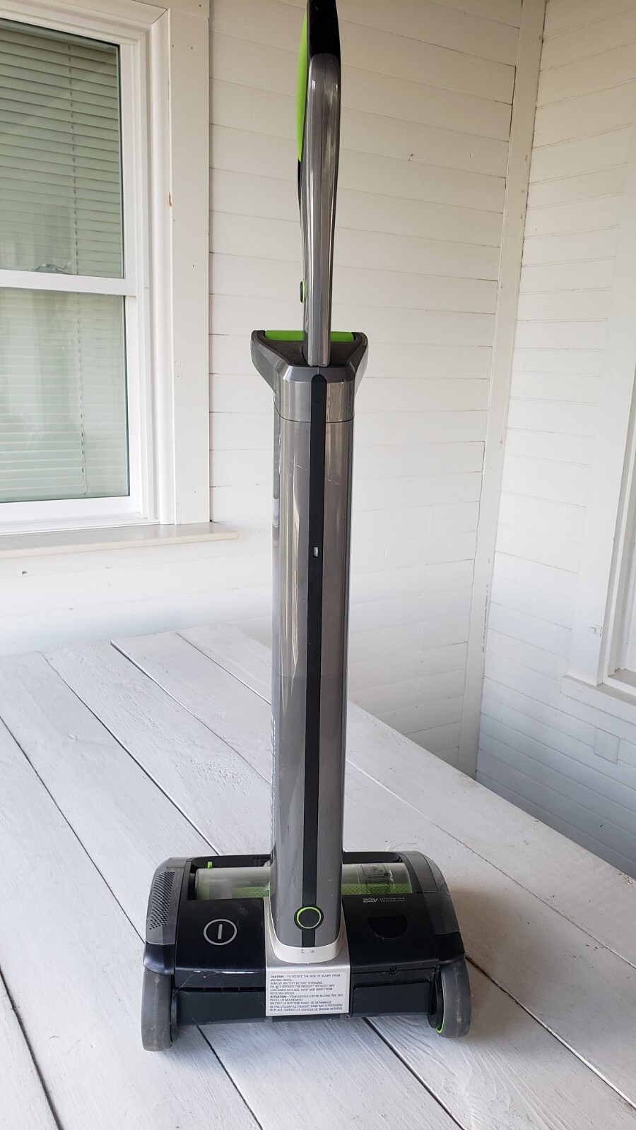 Bissell Air Ram Cordless Vacuum Cleaner With Battery And Extra Filter