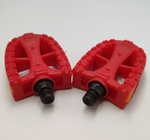 VINTAGE RETRO BMX BIKE FOOT PEDALS IN RED - MID/OLD SCHOOL BMX PEDALS - Picture 6 of 6