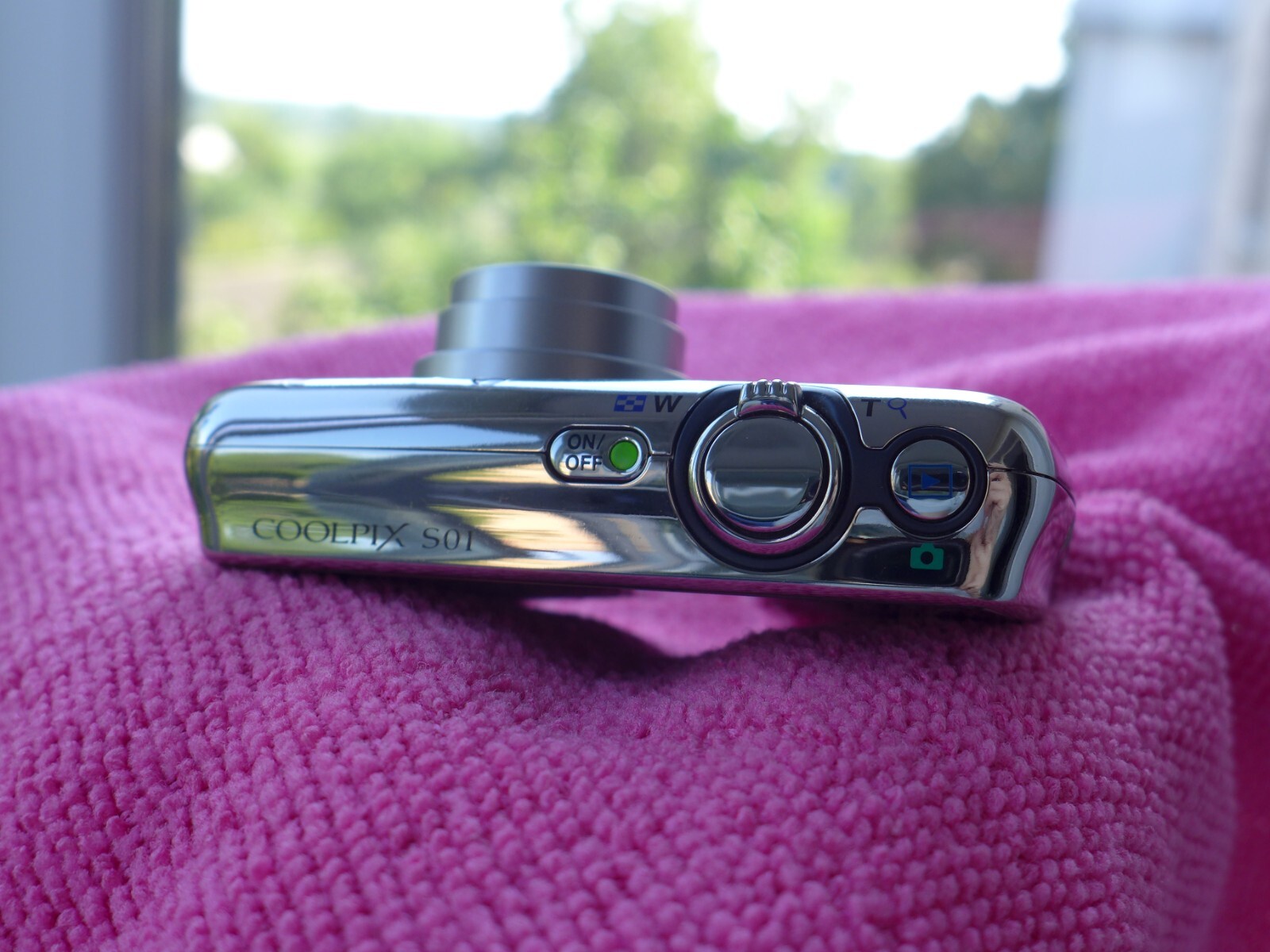 Nikon COOLPIX S01 10.1MP Digital Camera - Mirror silver for sale