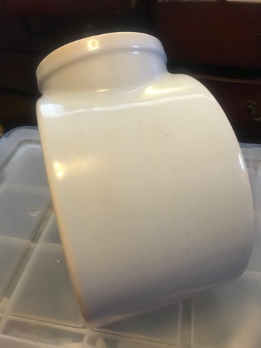 Vintage Nelson McCoy Cookie Jar Canister w-Lid Strawberry Country Tilted Front - Picture 4 of 12