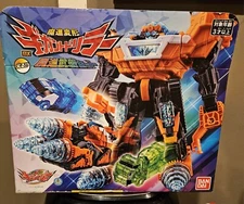 NEW Mashin Sentai Kiramager DX Gigant Driller Mashin Buso Set Bandai　