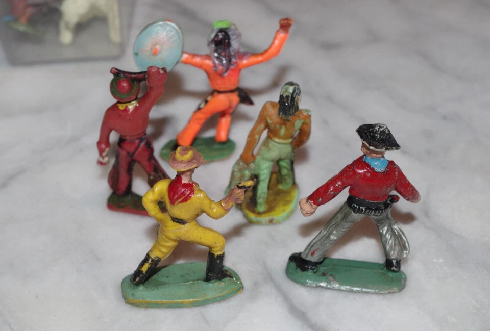 COWBOY et INDIENS lot de 5 peut être CYRNOS ALUDO GUILBERT ?  TOUT ETAT 1/32 - Photo 3/3