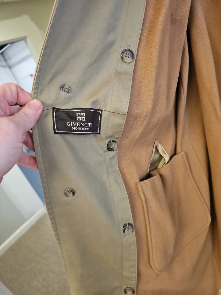 Gabardina vintage años 70 Givency Monsieur con forro de lana con botones Foto 3 de 4