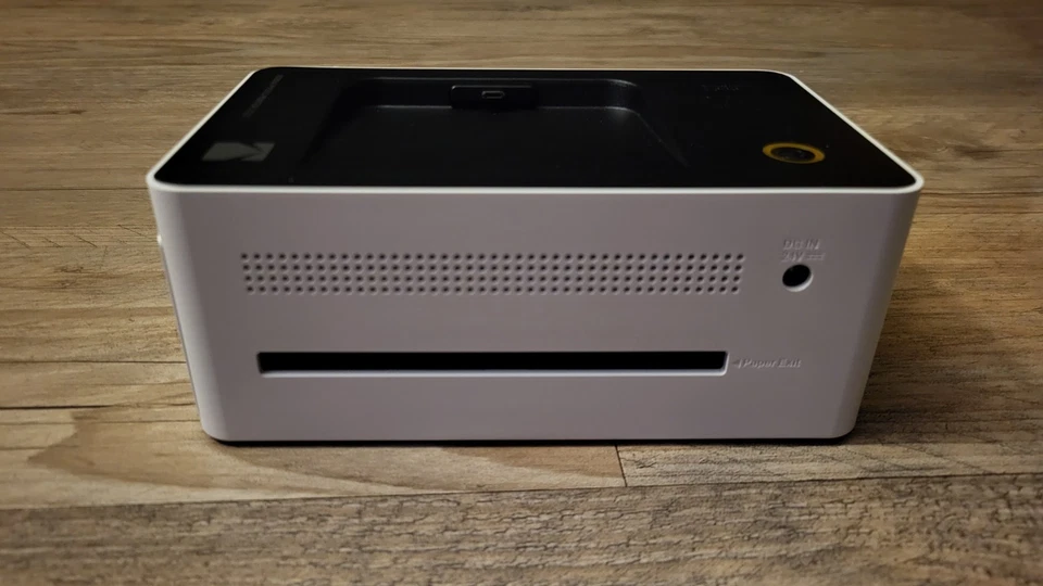 Kodak PD450W Photo Printer With Zink Happy Travel Bag - Image 2 of 4