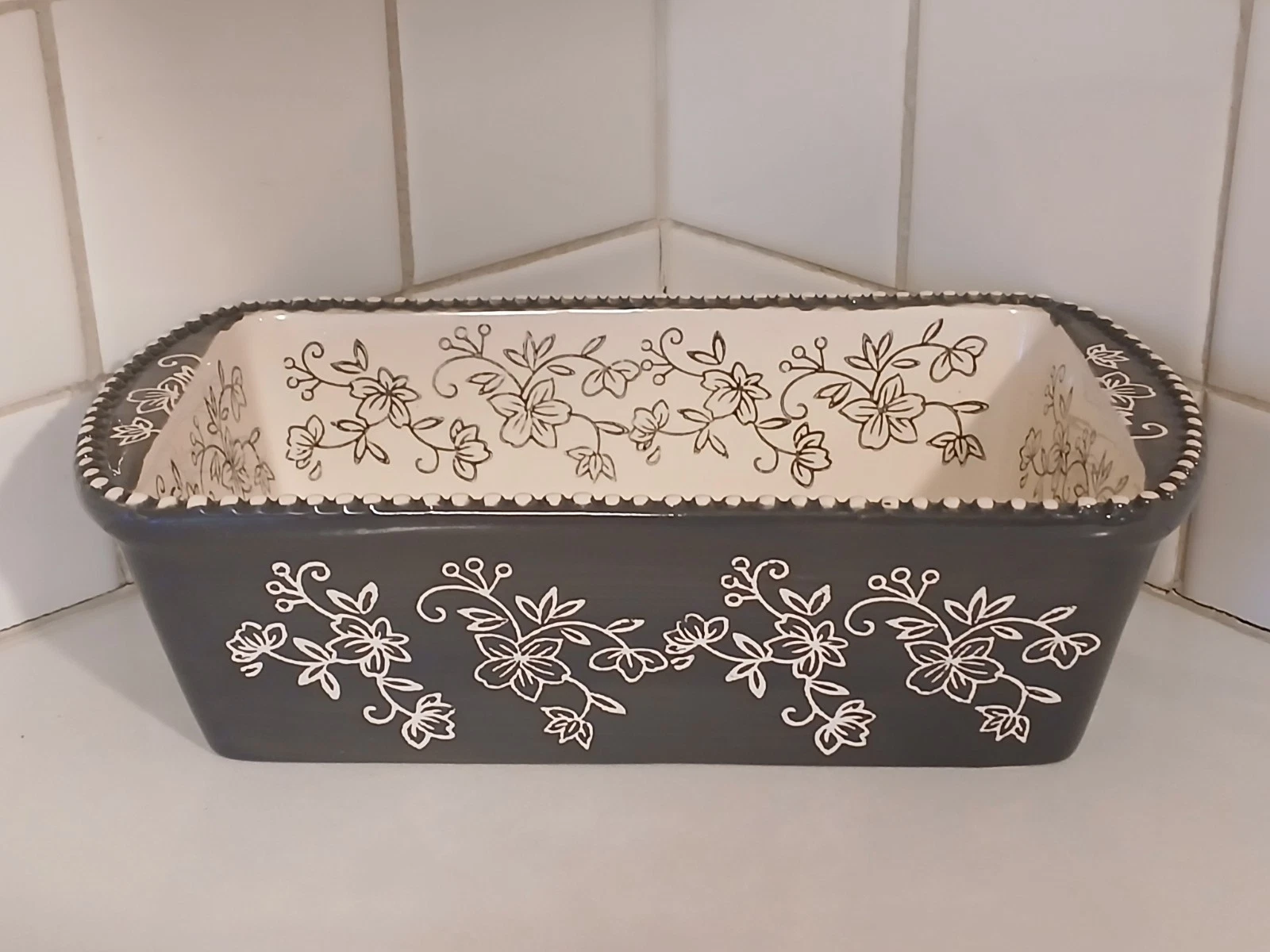 Italian Bread Loaf Baker Pan, Painted Decorated Ceramic Gourmet Baking Pan 9"x5"