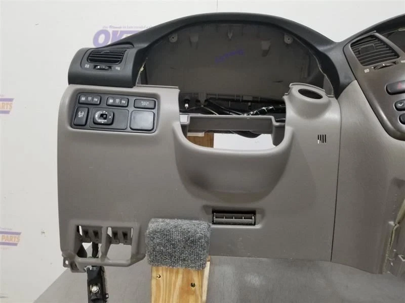 06 2006 TOYOTA LAND CRUISER DASH PANEL ASSEMBLY WITH SRS GRAY Foto 3 de 4