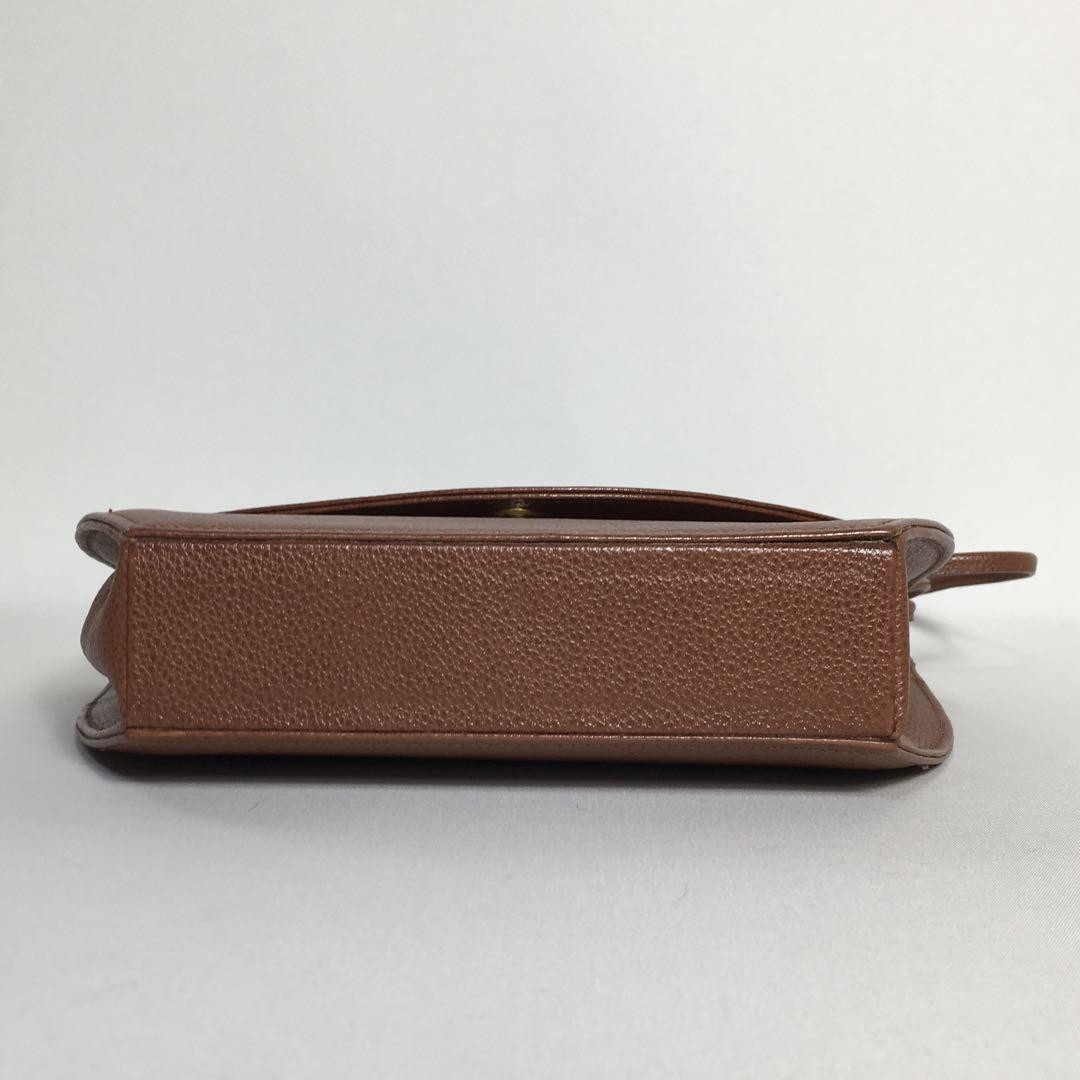 2505 22 Buone condizioni Borsa a tracolla Yves Saint Laurent marrone logo hardware