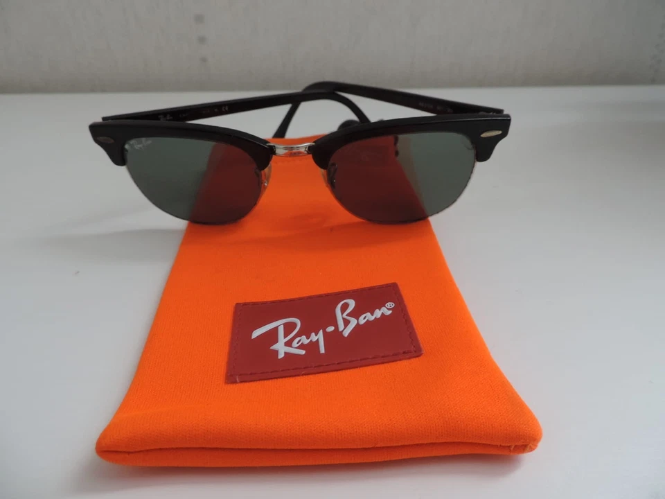 LUNETTES SOLEIL RAY BAN – MONTURE NOIR ET ARGENT - Photo 1/4
