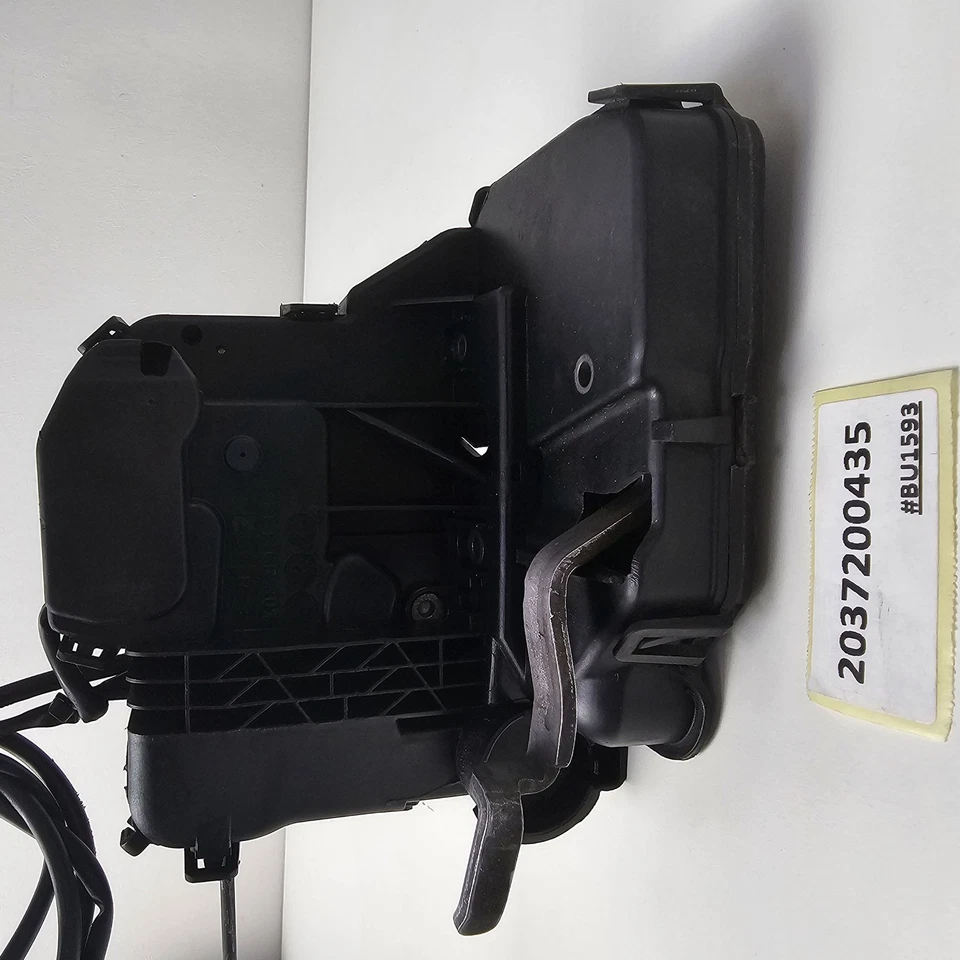 2001-2007 Mercedes-Benz C230 Door Lock Actuator Motor Front Right 2037200435 — 第 3/4 张图片