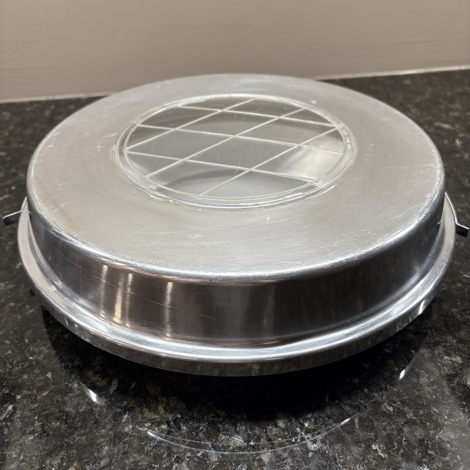 Mirro Covered Pie Pan With Drip Edge See Through Window Locking Edge M-5499