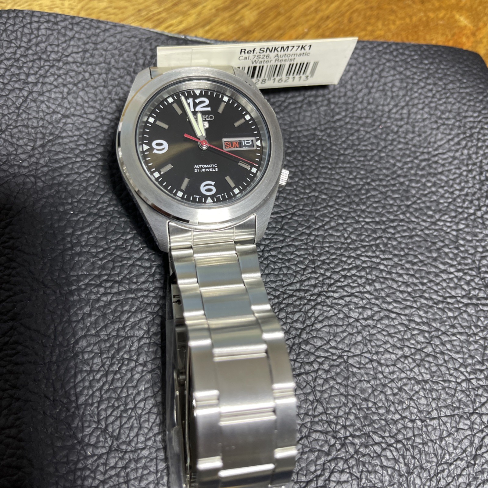 No Genuine Seiko New Date Automatic SNKM77K1 Box/Manual 5 Day Excellent Watch - VintageWatches.PK No Genuine Seiko New Date Automatic SNKM77K1 Box/Manual 5 Day Excellent Watch - vintagewatches.pk
