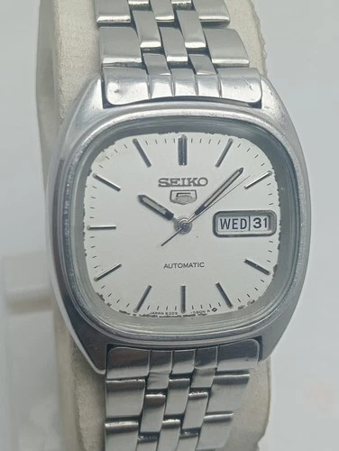 Seiko 5 Automatic 6309-5800 Day/Date Square Shape Vintage Men’s Watch