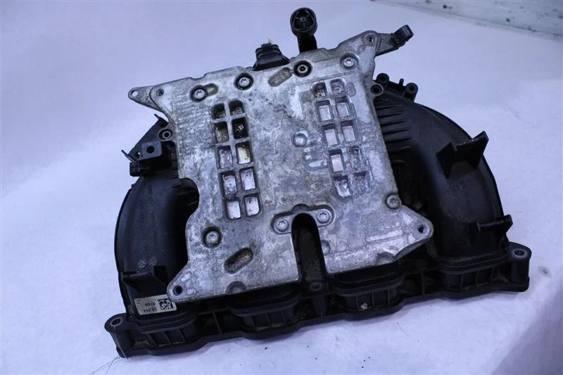 Used Engine Intake Manifold fits: 2014 Bmw 528I 2.0 Grade A - Image 3 of 4