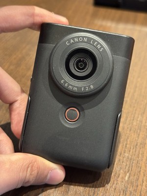 Canon PowerShot V10 20.9MP Compact Vlogging Camera - Black