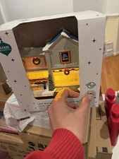 *BRAND NEW* 2024 Merry Moments 6” LED Holiday Village House Aldi Store Christmas