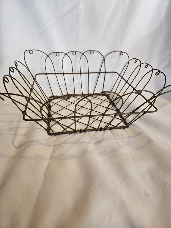 Vintage Wire Napkin Holder Pier 1 One Square 10" Egg Basket Kitchen Farmhouse  - Image 3 of 4