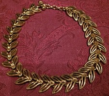 Vintage Metal Link Necklace Leaf  15