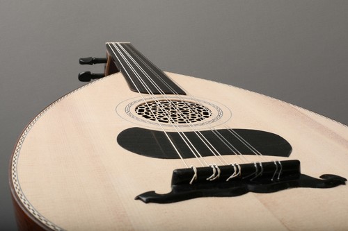 INSTRUMENTO OUD PARA NIÑOS - POR SANDI - VENTA DIRECTA DE LUTHIER - Imagen 4 de 6