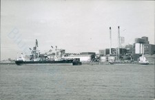 St Vincent. MV Artaki & cyprus MV Lys corona at silvertown 1997 ship photo V2