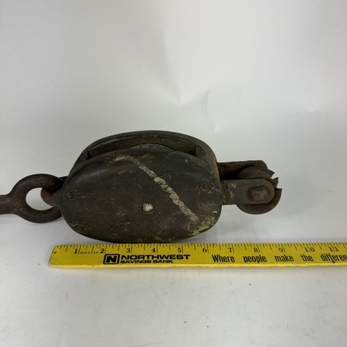 Large Vintage Boston Lockport Block Co USA Cast Iron Wooden Pulley Rustic - Picture 8 of 9