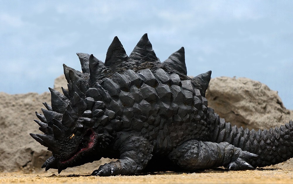 Ultraman Kaiju Magular 60cm Resin Model Kit 「地底怪獣マグラー