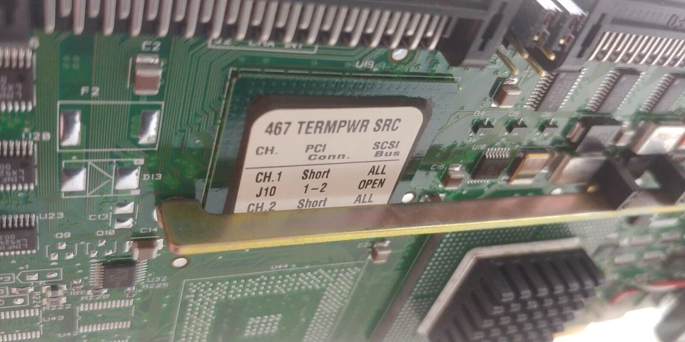 American Megatrends E4672507-02.01 Dual SCSI Raid Controller Series 467 REV-C3 - Image 4 of 4