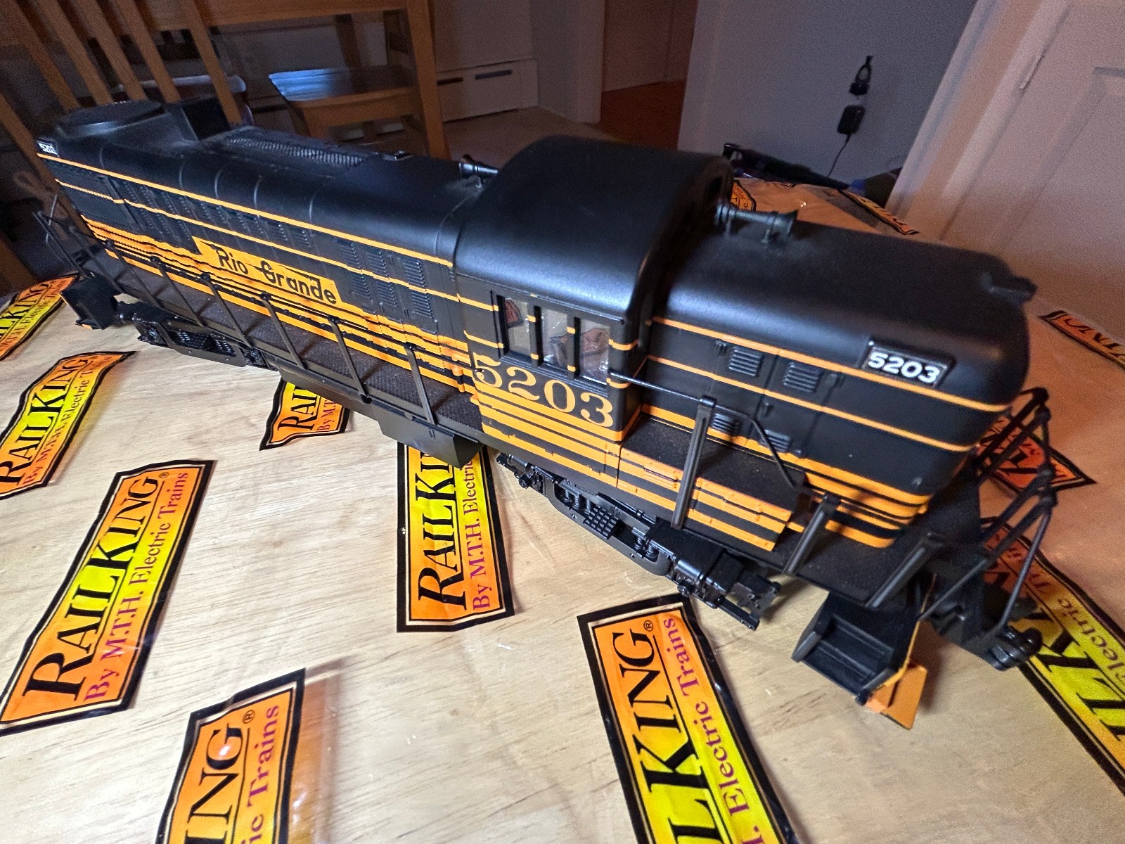 Click here to see eBay Auction