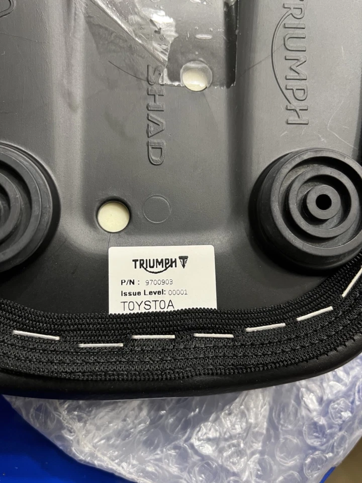 Triumph Sport Passenger Seat A9700903 - Bild 4 von 4