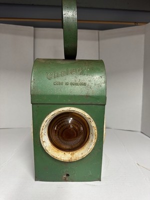 Chalwyn Road, Railway Railroad Lantern, 3 amber lights Made In
