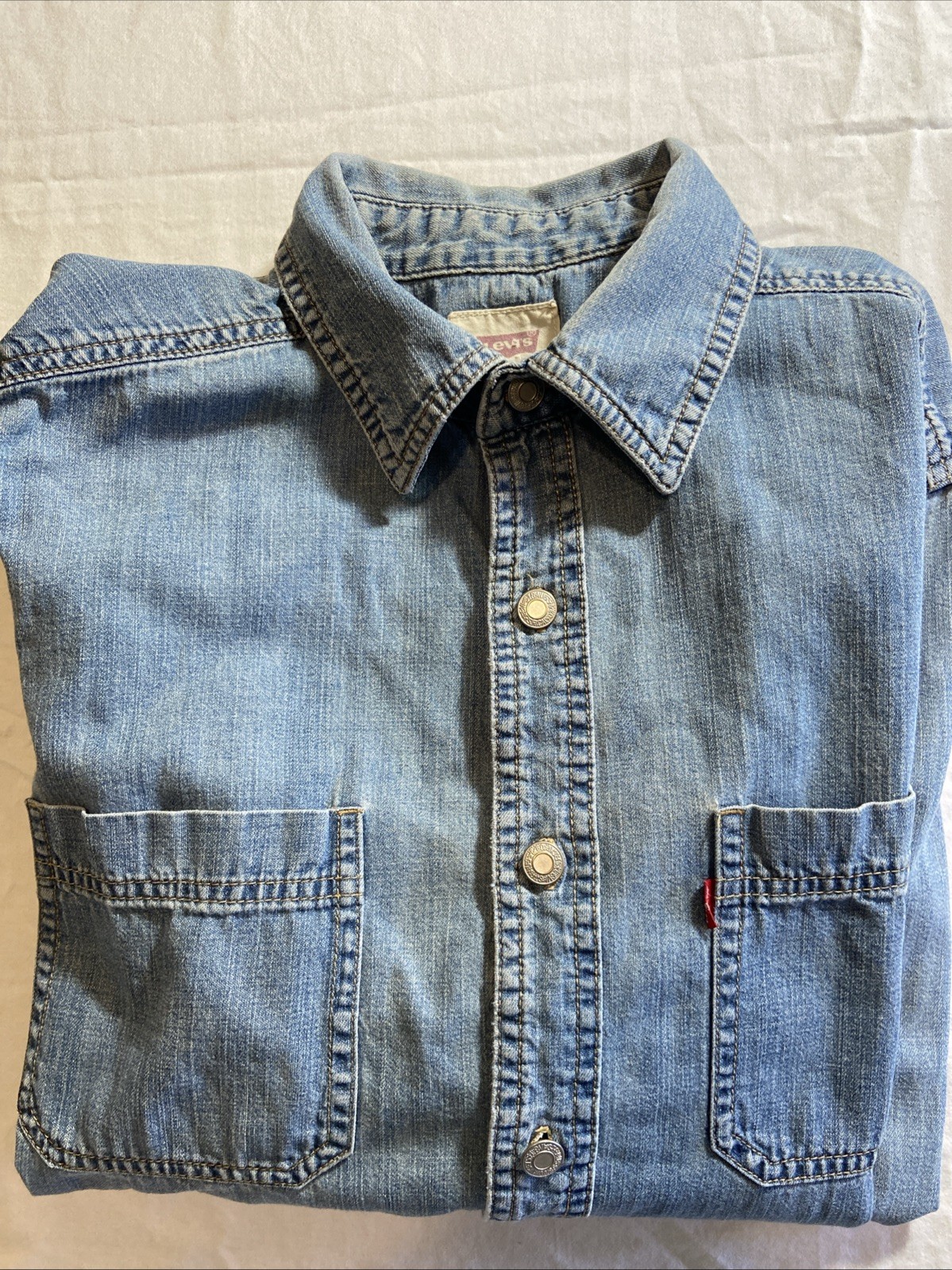 Levi’s Chambray Long Sleeve Shirt Men’s Small – Classic Western Workwear Style