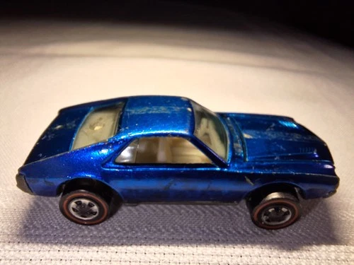 HOT WHEELS VINTAGE 1968 REDLINE CUSTOM AMX BLUE WITH WHITE INTERIOR