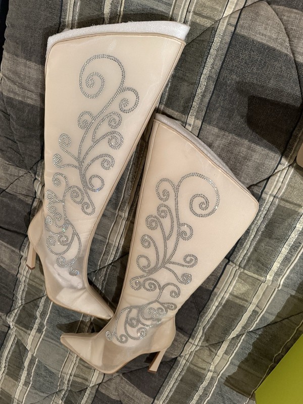 Gianni BINI Adriana Beige Sheer Mesh Knee High Heel Boots NEW 8 1/2 W Full Zip