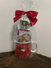 Peanuts Snoopy Hot Cocoa Bomb With Mini Marshmallows & Coffee Mug Set