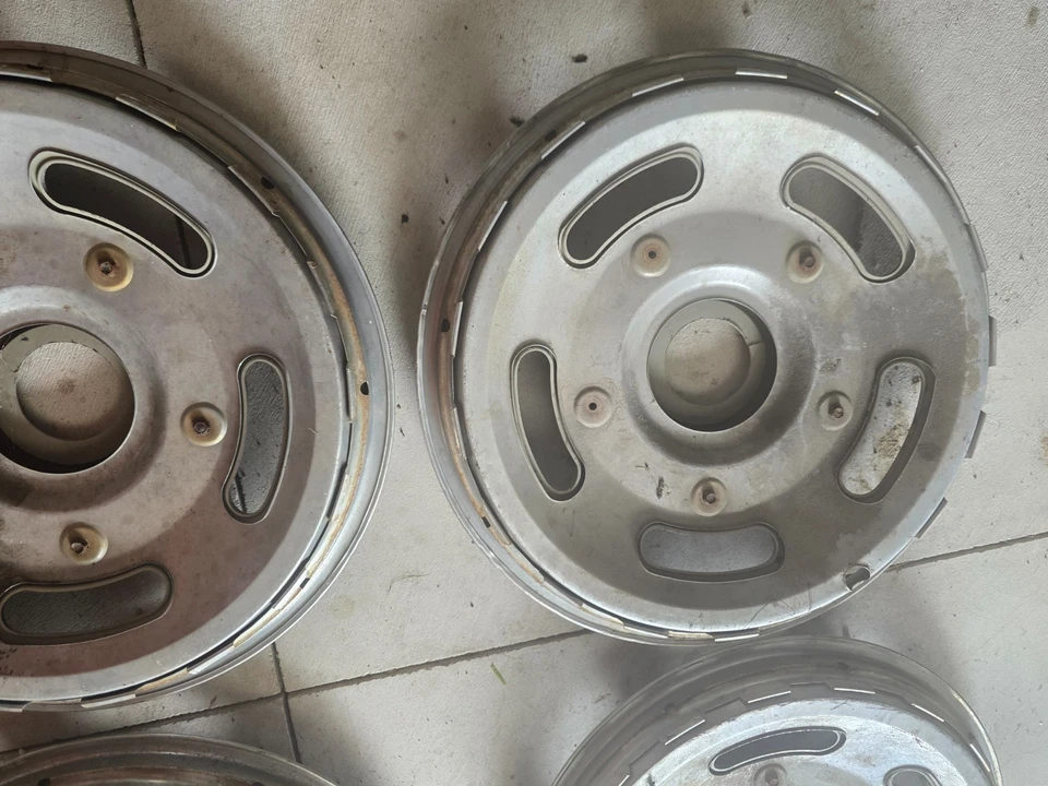 Juego de 4 tapacubos estilo Mag de 15" Ford F 100 Galaxie XL 1970 1971 1972 ORIGINAL OEM Foto 3 de 4