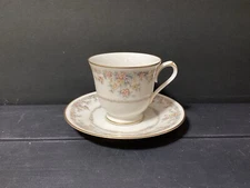 Set of 4 NORITAKE GALLERY Footed Cup & Saucer Sets Gold Trim (B23-092024)