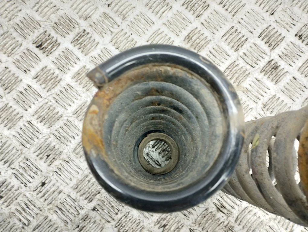 Photo 2/6