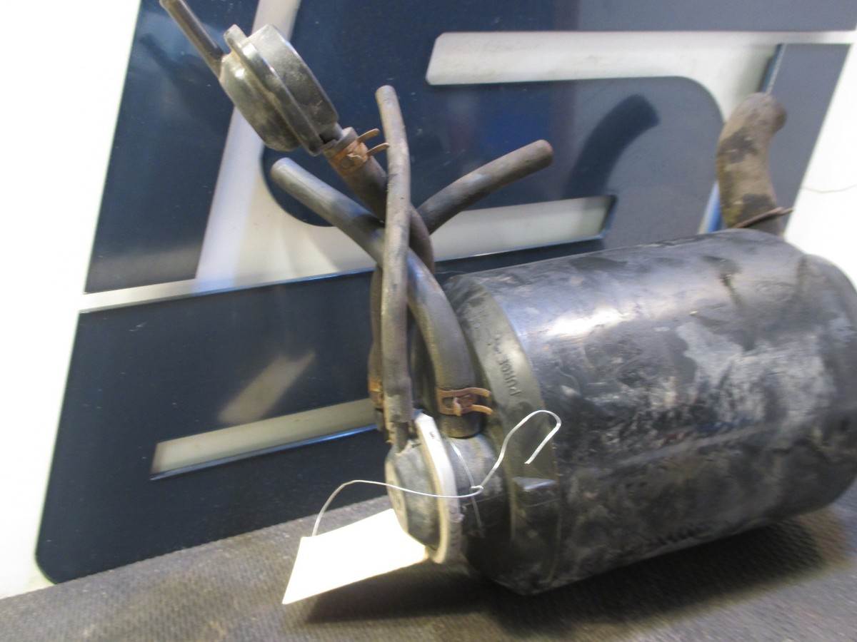 缶カン 1985 Nissan 300ZX OEM Factory Fuel Gas Charcoal Vapor Canister | eBay