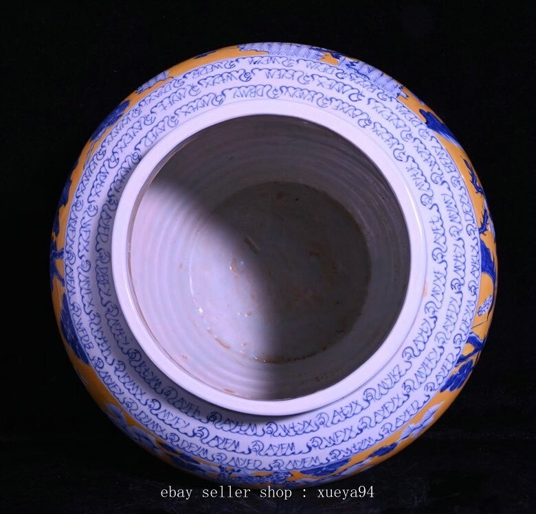 Yuan Dynasty Blue White Yellow Glaze Porcelain People Ride Horse Pot