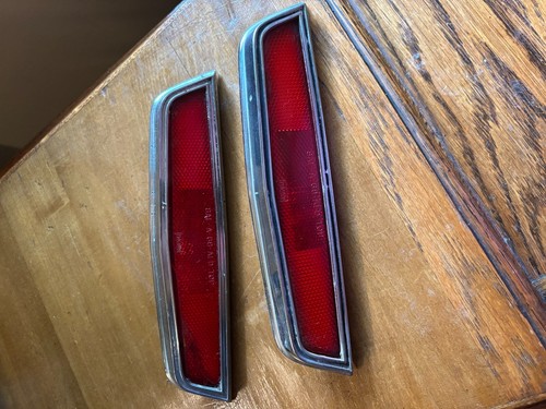 1968 FORD FALCON LH RH SIDETAIL LIGHT MARKERS Cab-15a446-A - Picture 2 of 4