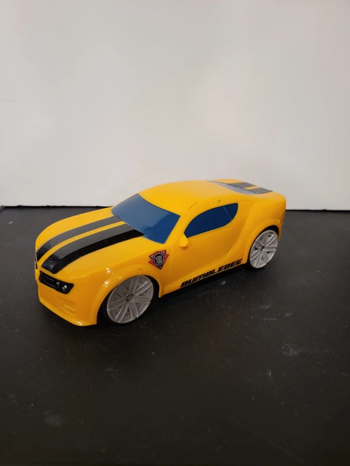 Transformers Radio Control Bumblebee R/C Toy Car Hasbro 2009 - Image 2 of 4