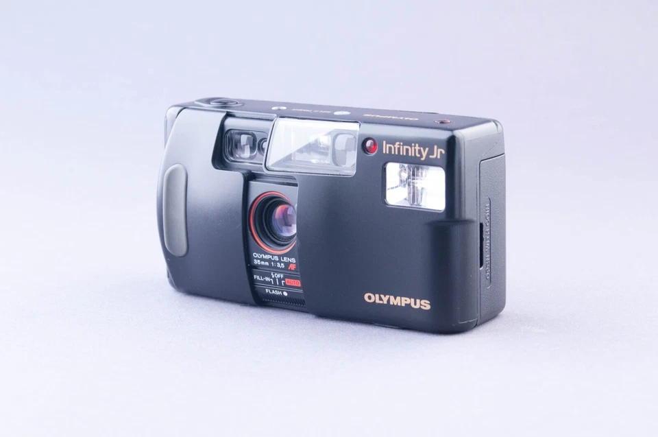 Cámara fotográfica compacta Olympus Infinity Jr 35 mm Foto 2 de 4