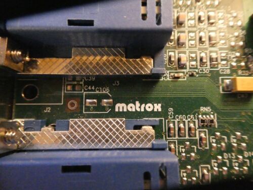 Matrox MGA G450 (G45MDHA32DLXB) 32 MB DDR SDRAM AGP 4x/8x Graphics adapter - Picture 4 of 5