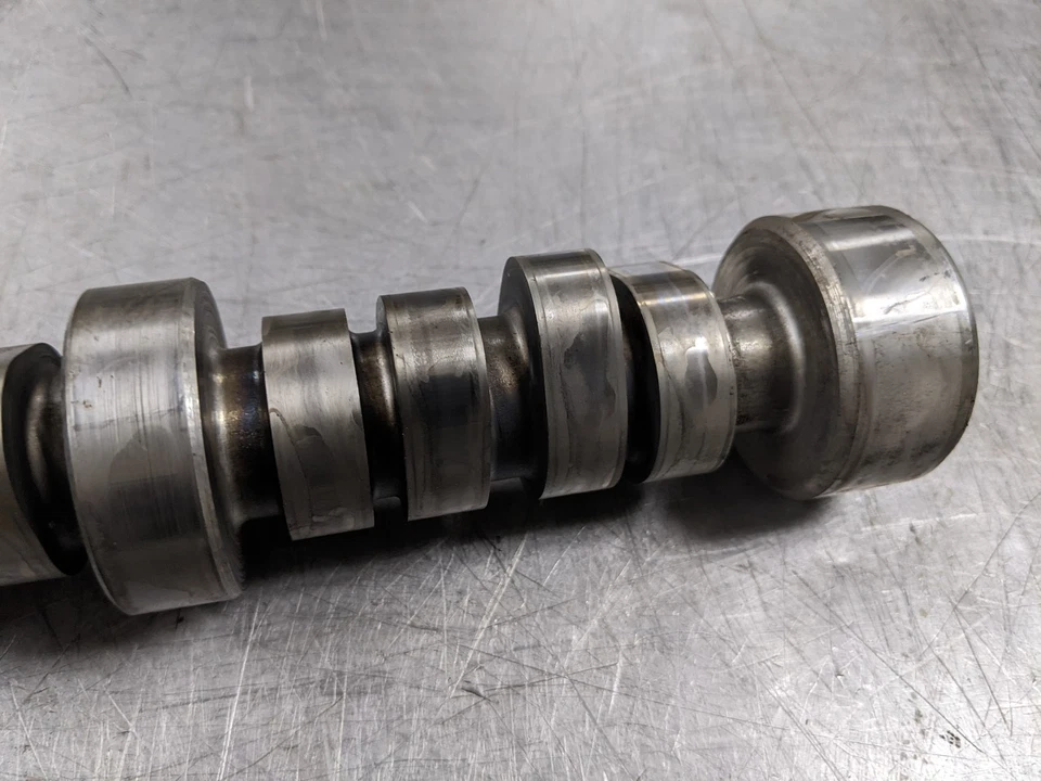 Camshaft From 2005 Ford Freestar 3.9 - Image 3 of 4