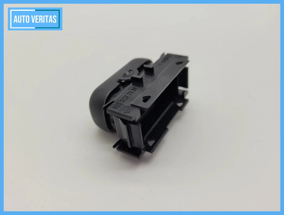 Original Mercedes-Benz A-Class (W168) blind switch button button A1688207110 - Image 3 of 4