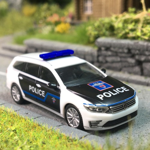 Volkswagen Passat Variant GTE, Police de Paris - HERPA 099097 - HO 1/87 | Condition: Neuf