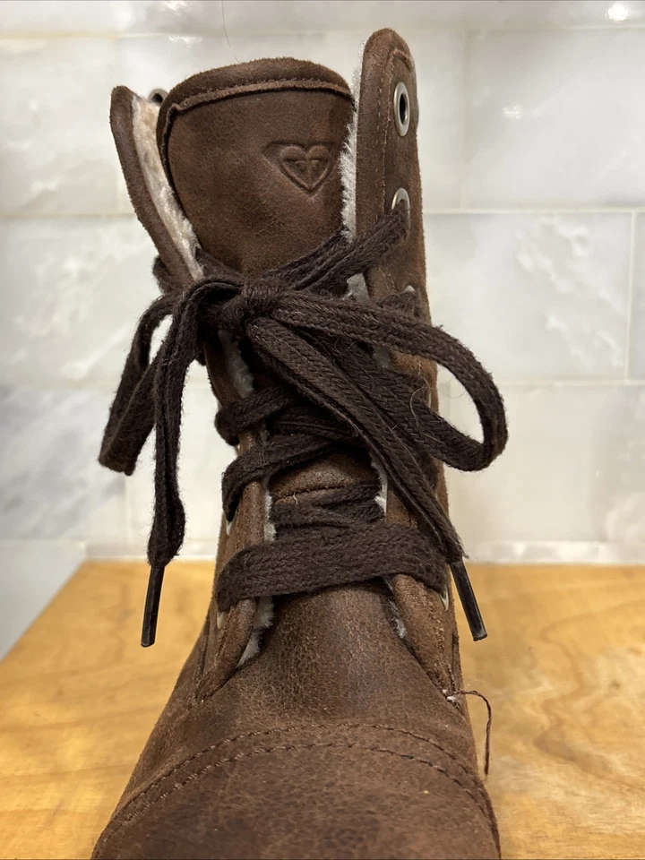 Roxy Bruna Li Combat Boots: Brown (Girls)  US Size 3 - Image 4 of 4