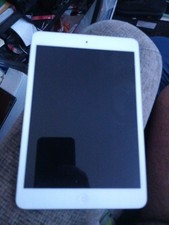 Apple iPad mini 2 A1489 64 GB, Wi-Fi, 7.9 in - Silver/White  FOR PARTS ONLY 