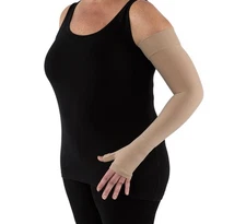 Jobst Bella Lite Compression Sleeves 15-20 Mmhg, Combined Armsleeve & Gauntlet B