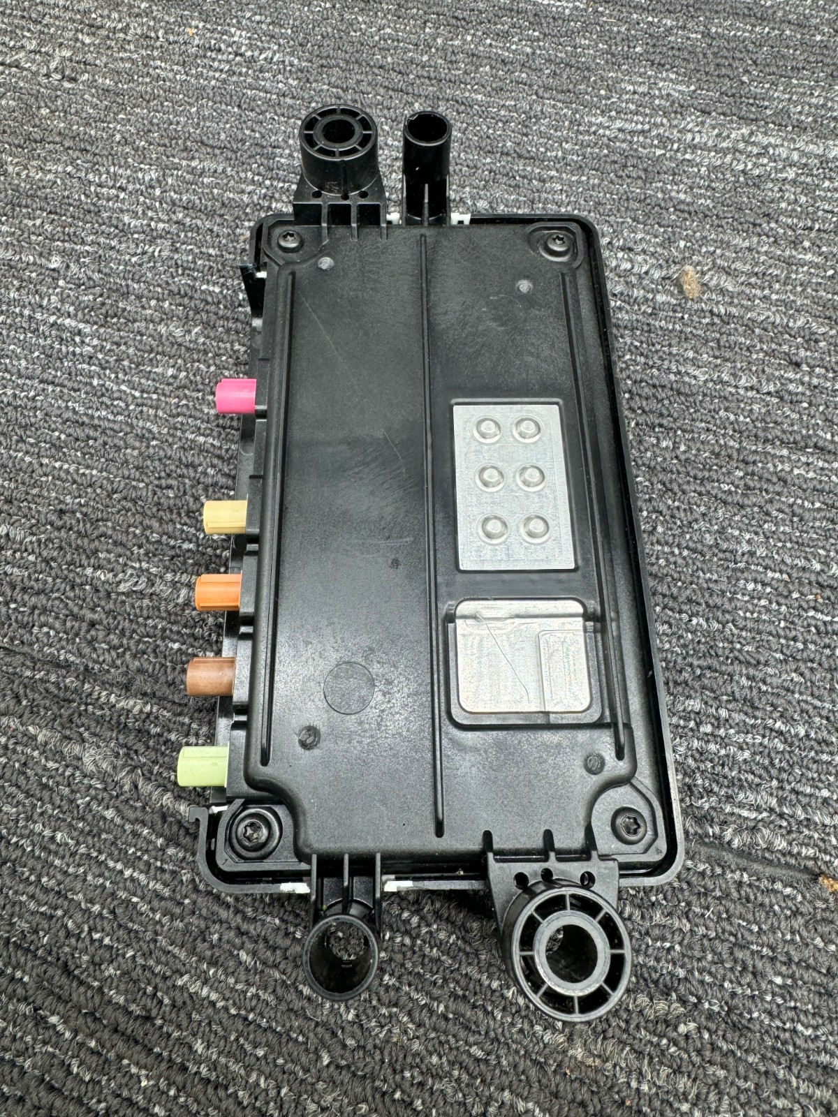 NEW OE 2017-2022 Maserati Ghibli / Levante MASERATI SURROUND VIEW CONTROL UNIT