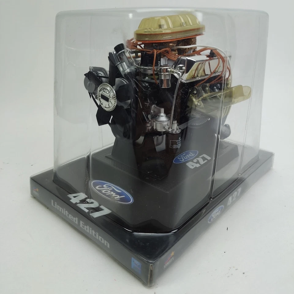 Liberty Classics 1:6 Ford 427 Wedge Engine Moving Parts Model Display 84032 - Image 2 of 4